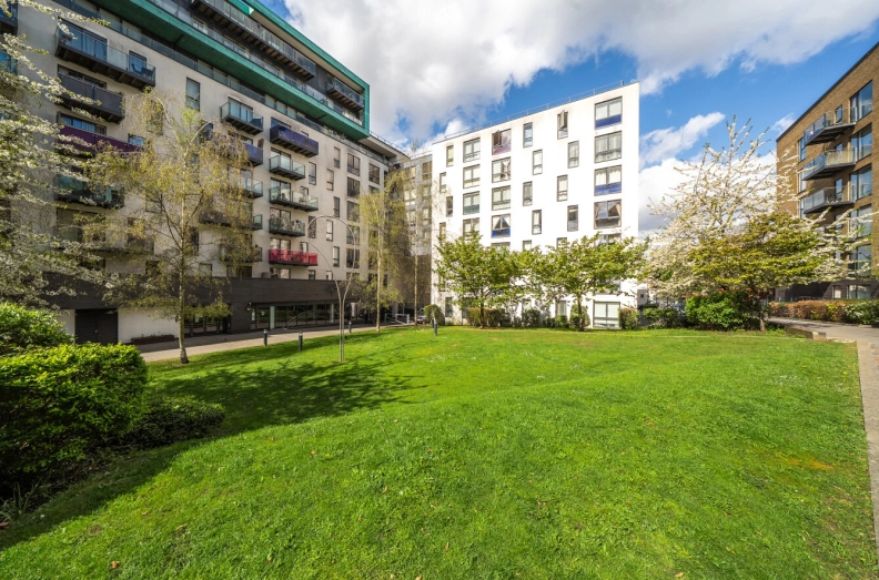 1 bedroom apartments/flats to sale in Conington Road, Lewisham-image 1