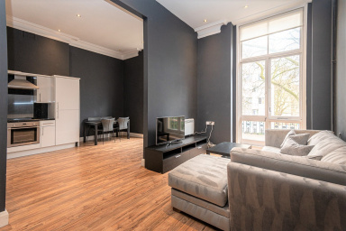 Gloucester Gardens, Paddington - W2 view 3