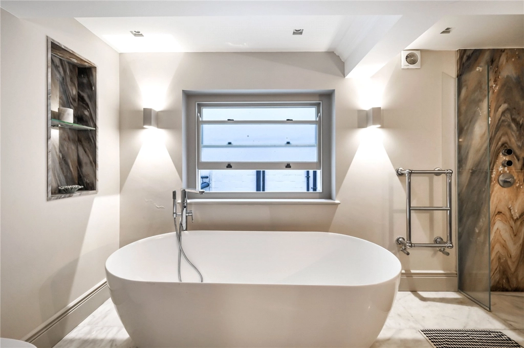 3 bedrooms apartments/flats for sale in Queen's Gate Place, Kensington - SW7 view 10