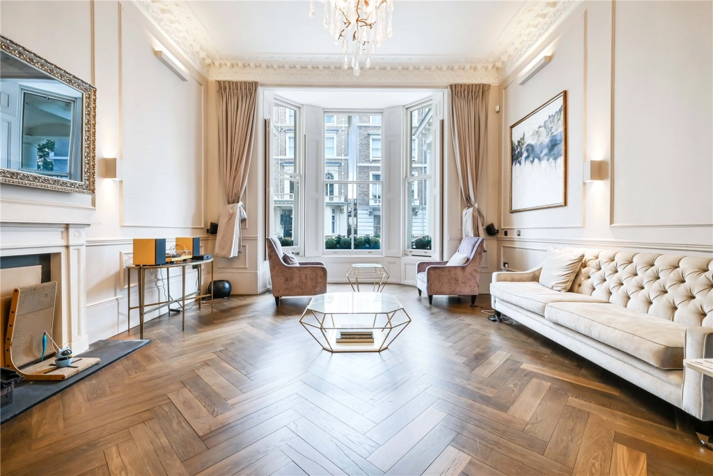 3 bedrooms apartments/flats for sale in Queen's Gate Place, Kensington - SW7 view 12
