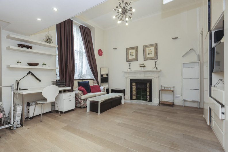 Studio apartments/flats for sale in Queen's Gate, South Kensington - SW7 view 6