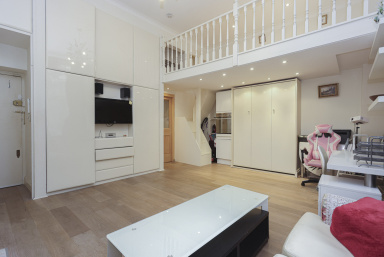 Queen's Gate, South Kensington - SW7 view 2