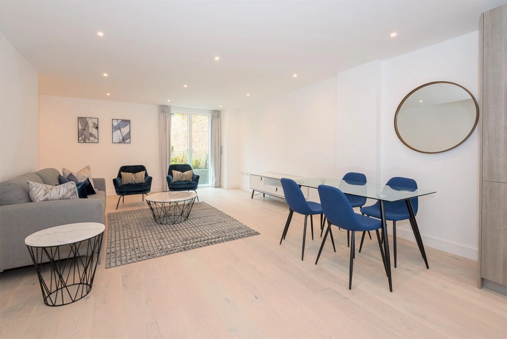 2 bedrooms apartments/flats for sale in Sinclair Road, Kensington - W14 view 2