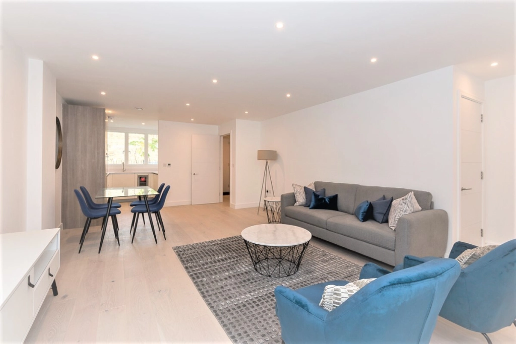 2 bedrooms apartments/flats for sale in Sinclair Road, Kensington - W14 view 3