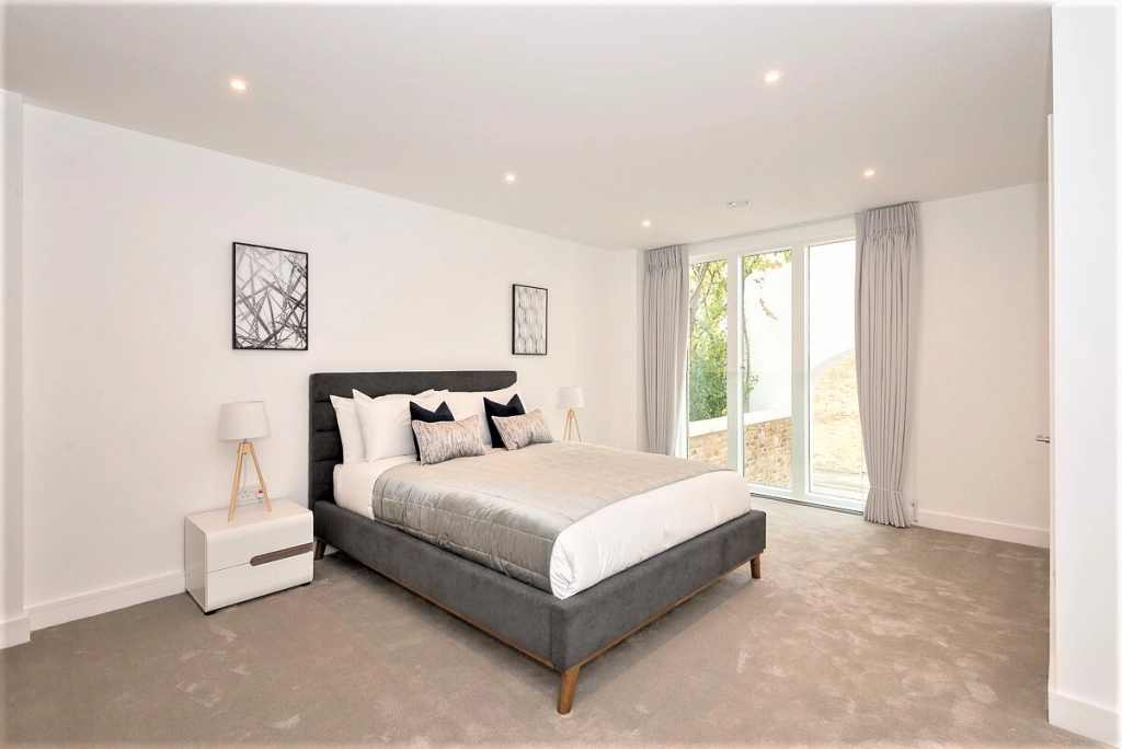 2 bedrooms apartments/flats for sale in Sinclair Road, Kensington - W14 view 5