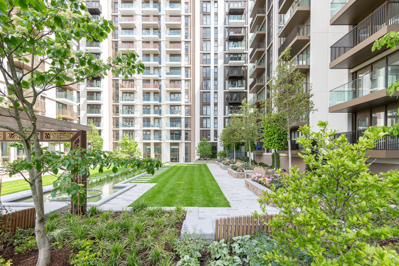 1 bedroom apartments/flats for sale in Wood Lane, White City - W12 view 2