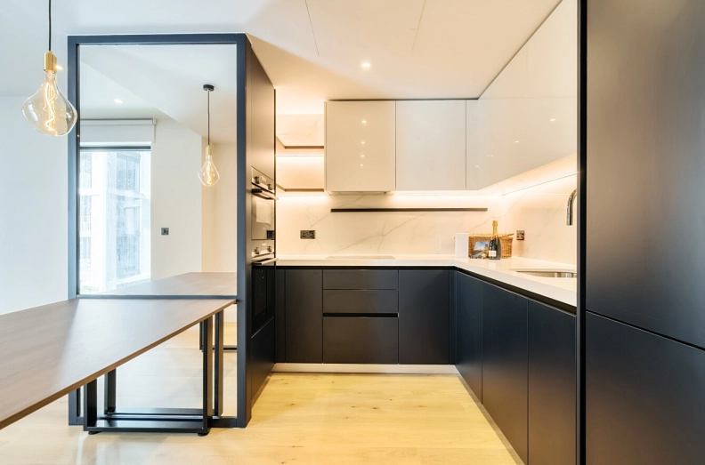 1 bedroom apartments/flats to sale in Wood Lane, White City-image 4