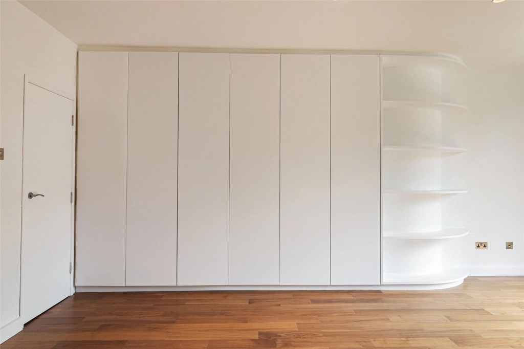 Studio apartments/flats for sale in Cromwell Road, Kensington - SW7 view 10