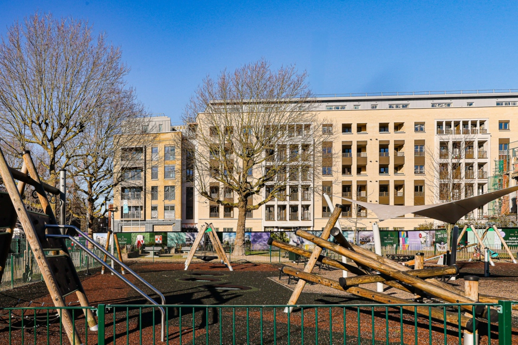 1 bedroom apartments/flats for sale in Portobello Rd, Notting Hill - W10 view 5