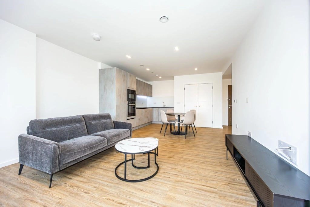 1 bedroom apartments/flats for sale in Wheatstone Gardens, Notting Hill - W10 view 3