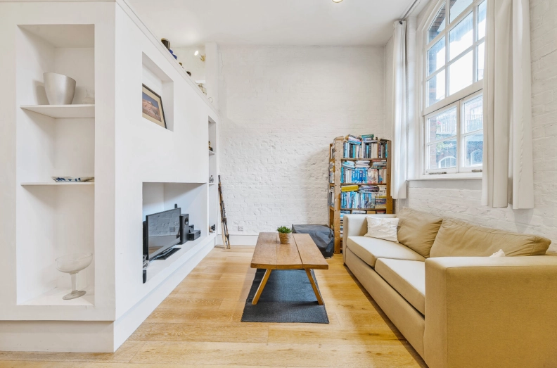 1 bedroom apartments/flats for sale in Kensington Court Mews, Kensington - W8 view 10