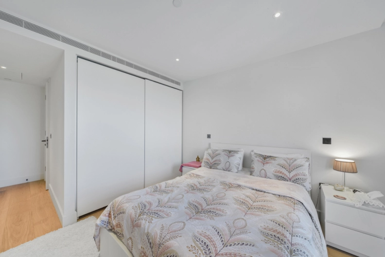 2 bedrooms apartments/flats for sale in Cascade Way, White City - W12 view 4