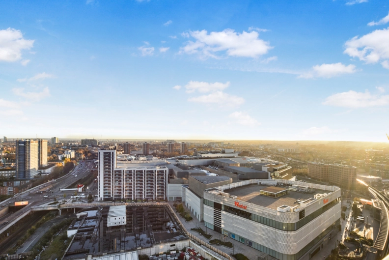 2 bedrooms apartments/flats for sale in Cascade Way, White City - W12 view 15