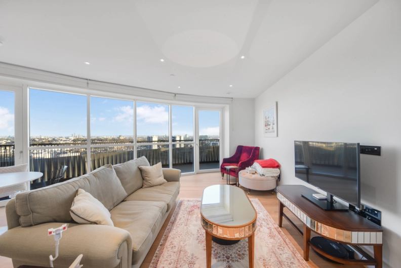 2 bedrooms apartments/flats for sale in Cascade Way, White City - W12 view 2