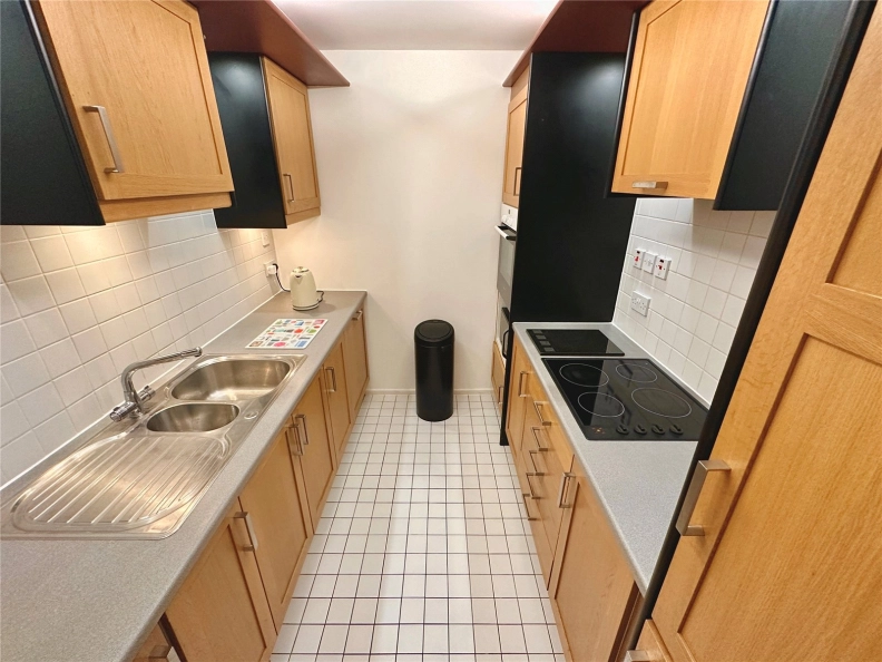 1 bedroom apartments/flats for sale in Cromwell Road, Kensington - SW7 view 4