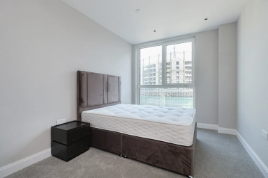 Gasholder Place, Kennington - SE11 view 5