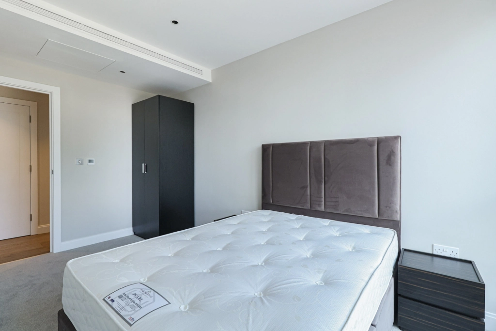 2 bedrooms apartments/flats for sale in Gasholder Place, Kennington - SE11 view 16