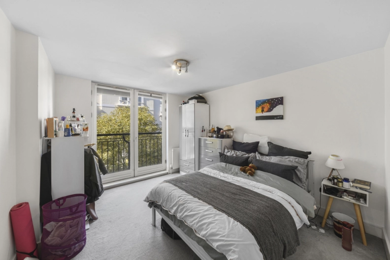 2 bedrooms apartments/flats to sale in Kensington Gardens Square, Kensington-image 5