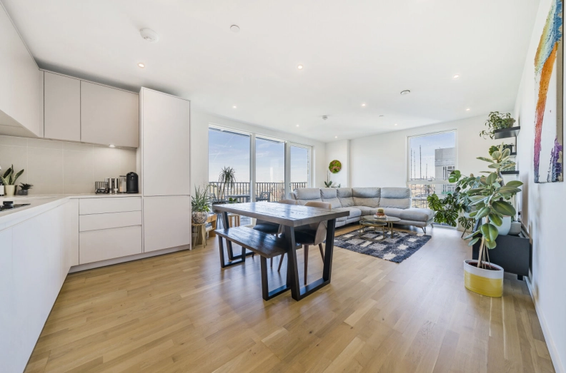 2 bedrooms apartments/flats to sale in Waterline Way, Deptford-image 3