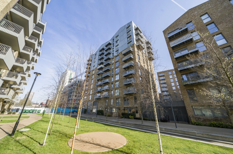 2 bedrooms apartments/flats to sale in Waterline Way, Deptford-image 7