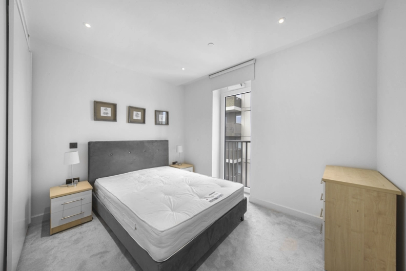 2 bedrooms apartments/flats to sale in Fountain Park Way, White City-image 5