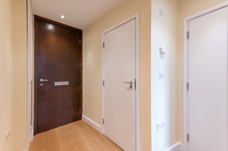 1 bedroom apartments/flats to sale in South Wharf Road, Paddington-image 11