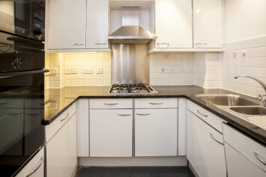 Wells Street, Fitzrovia - W1T view 4