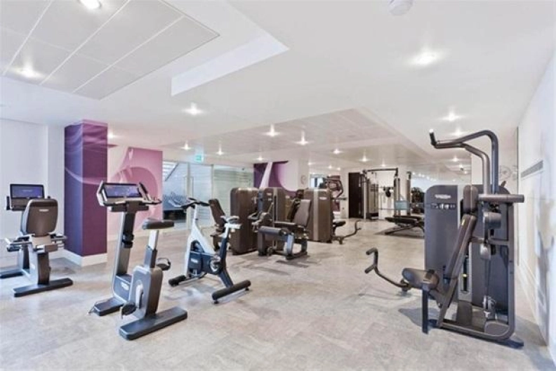 1 bedroom apartments/flats for sale in Kensington High Street, Kensington - W14 view 17