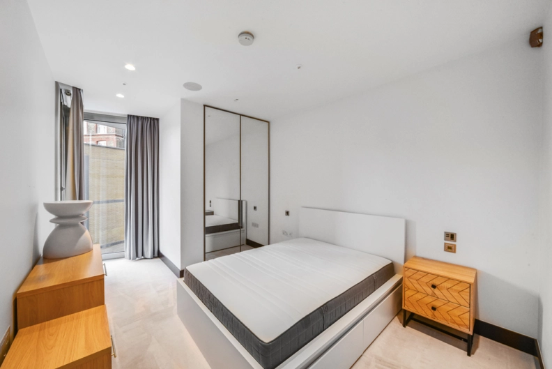 1 bedroom apartments/flats to sale in Kings Gate Walk, Belgravia-image 5