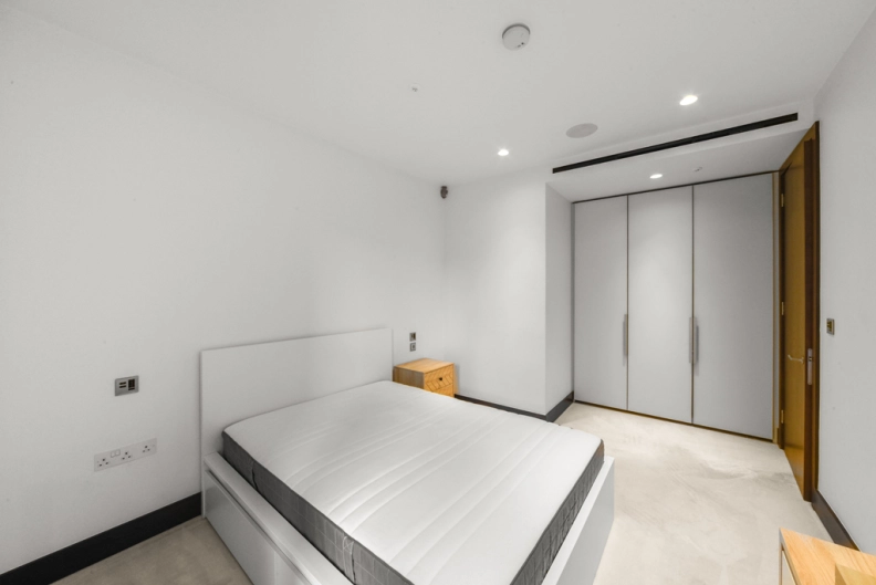 1 bedroom apartments/flats to sale in Kings Gate Walk, Belgravia-image 6