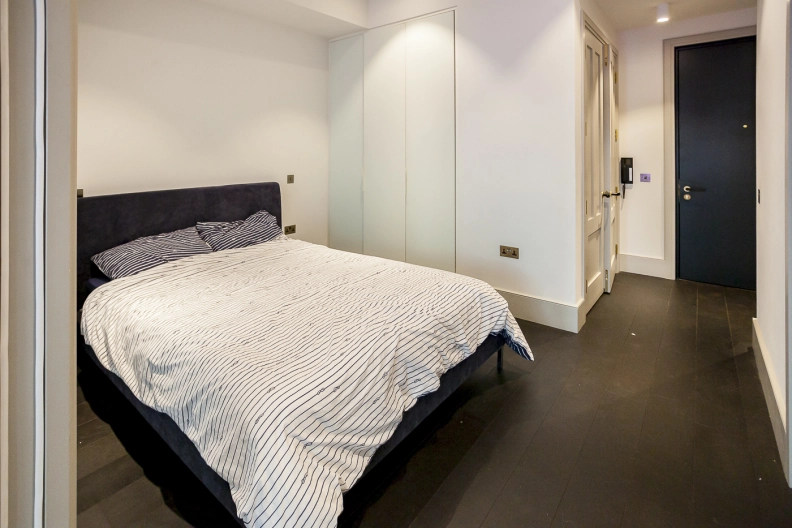 Studio apartments/flats for sale in Victoria Street, Westminster - SW1H view 10