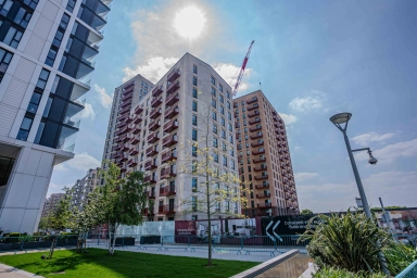 Chandlers Avenue, Greenwich SE10 image 3