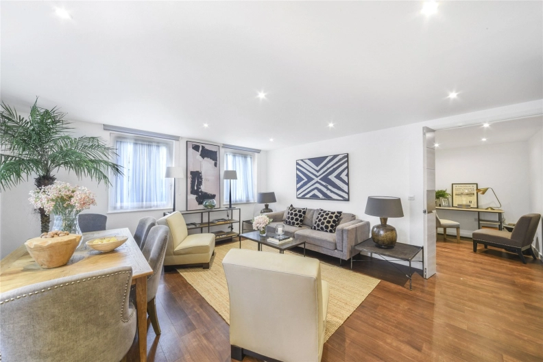 1 bedroom apartments/flats to sale in Whiting Way, Surrey Quays-image 2