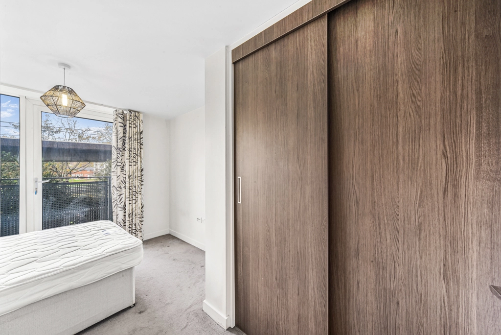 1 bedroom apartments/flats for sale in Deals Gateway, Deptford - SE13 view 11