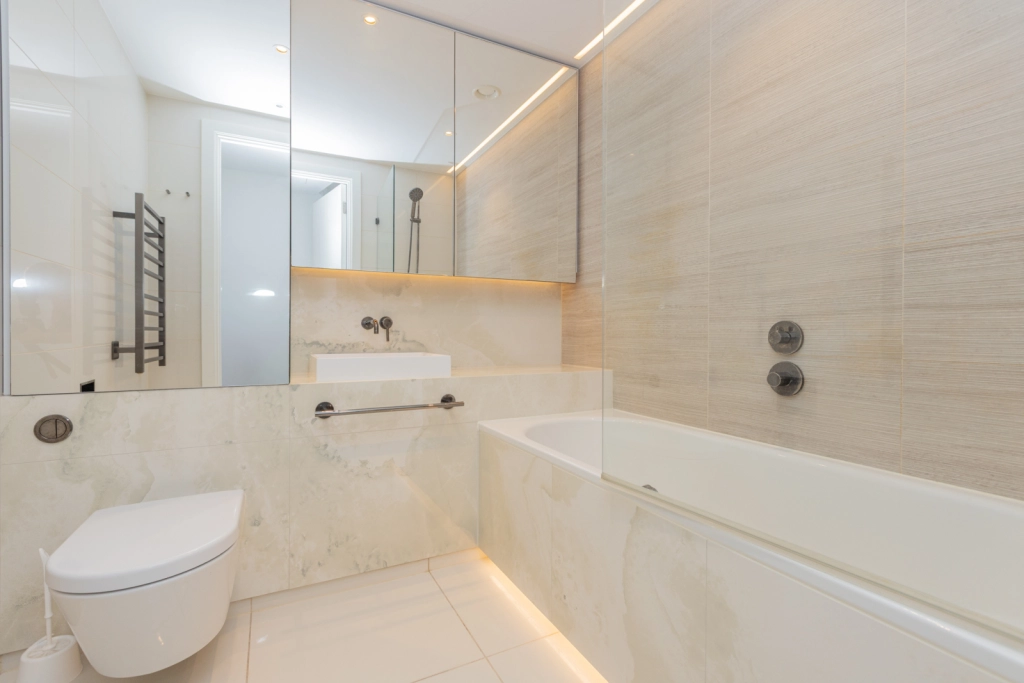 2 bedrooms apartments/flats for sale in Fountain Park Way, White City - W12 view 9