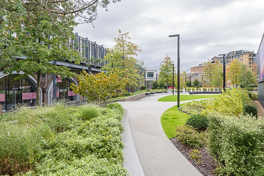 2 bedrooms apartments/flats for sale in Fountain Park Way, White City - W12 view 19