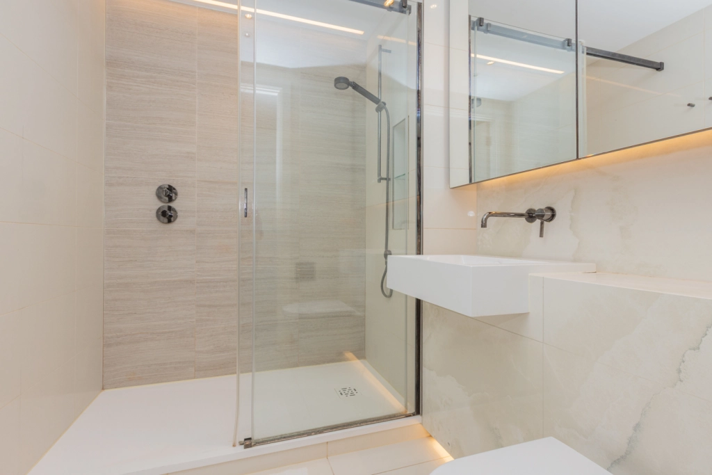 2 bedrooms apartments/flats for sale in Fountain Park Way, White City - W12 view 16
