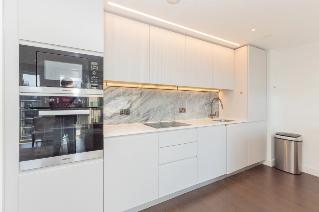 2 bedrooms apartments/flats for sale in Fountain Park Way, White City - W12 view 11