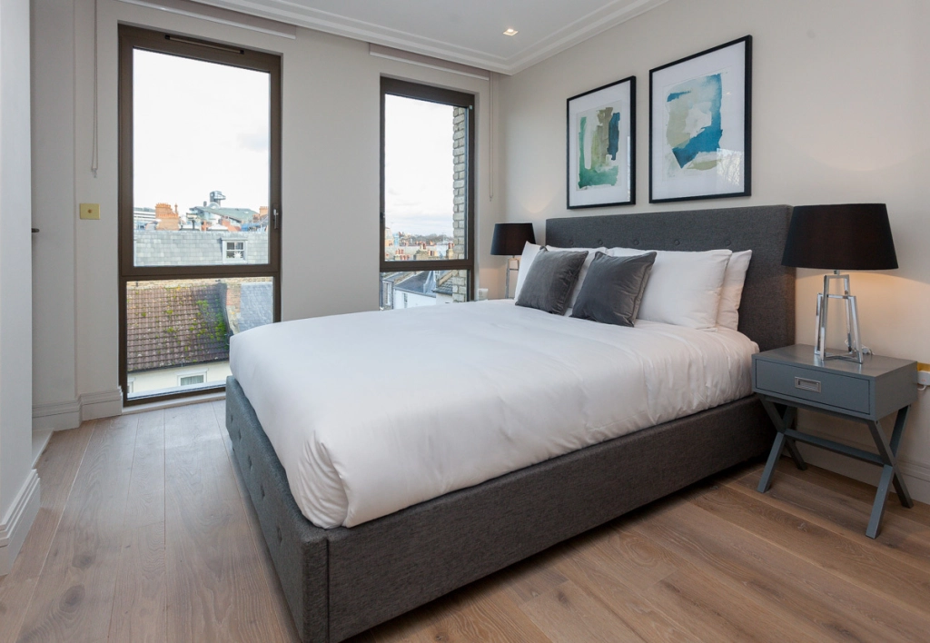 1 bedroom apartments/flats for sale in Crisp Road, Hammersmith - W6 view 5