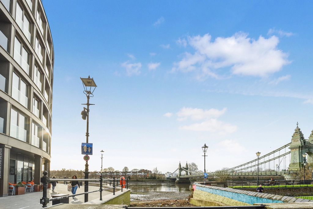 1 bedroom apartments/flats for sale in Crisp Road, Hammersmith - W6 view 10