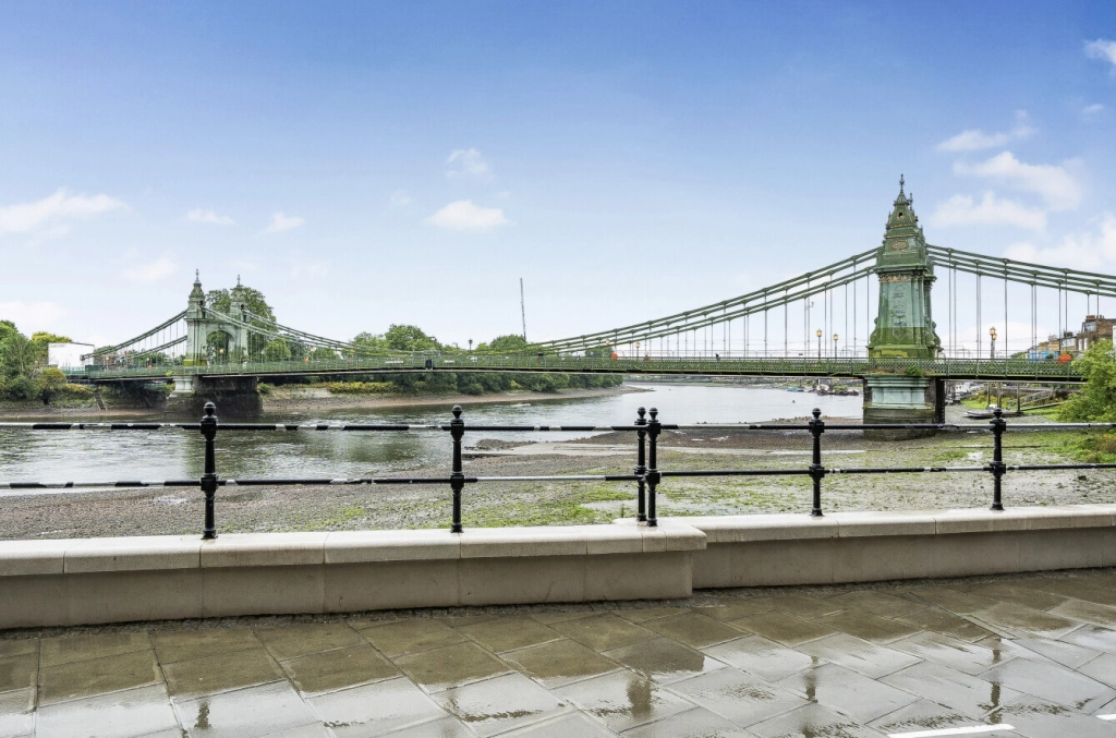 1 bedroom apartments/flats for sale in Crisp Road, Hammersmith - W6 view 11