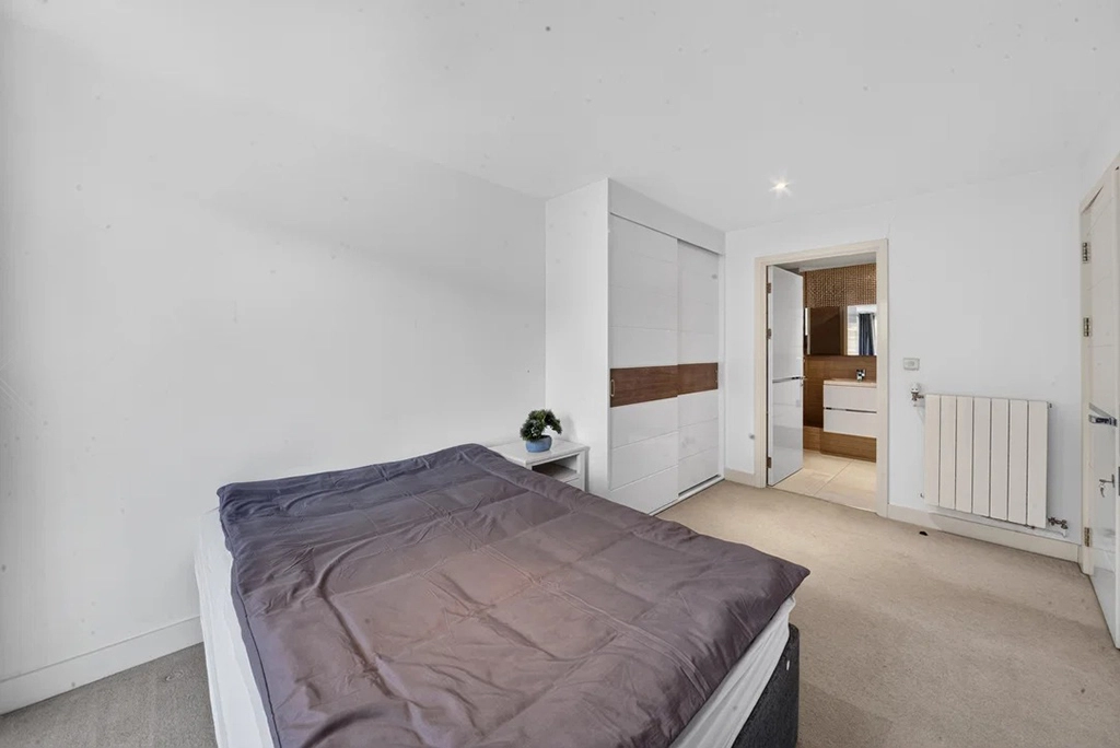 3 bedrooms apartments/flats for sale in Whiting Way, Surrey Quays - SE16 view 14