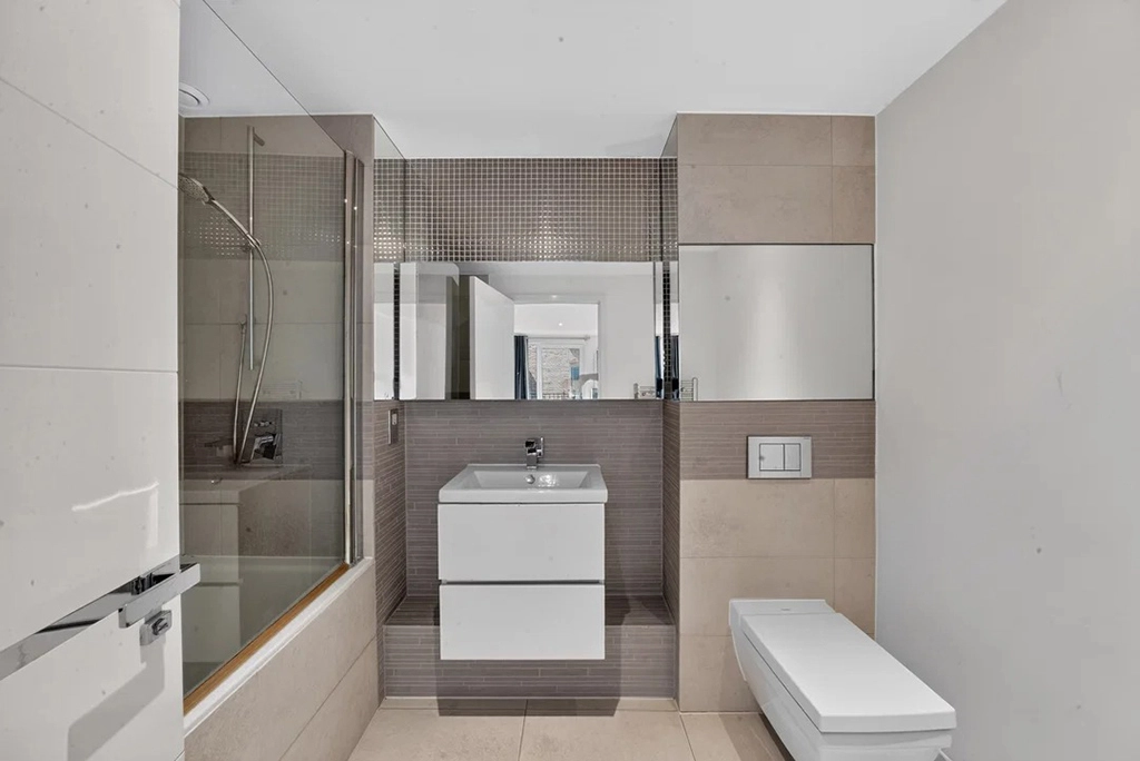 3 bedrooms apartments/flats for sale in Whiting Way, Surrey Quays - SE16 view 6