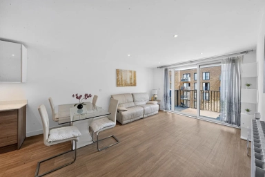 Whiting Way, Surrey Quays - SE16 view 2