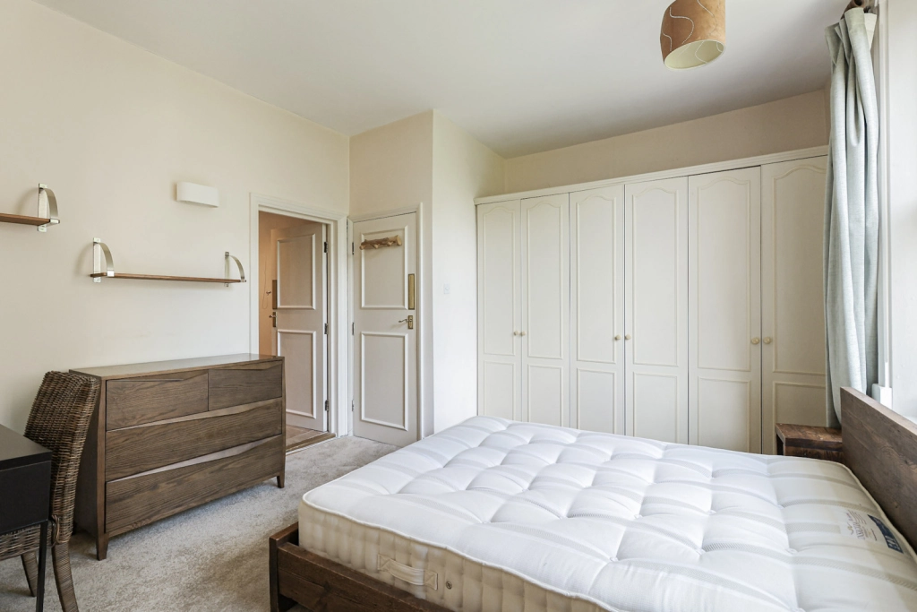 2 bedrooms apartments/flats for sale in Holland Road, Shepherds Bush - W14 view 13