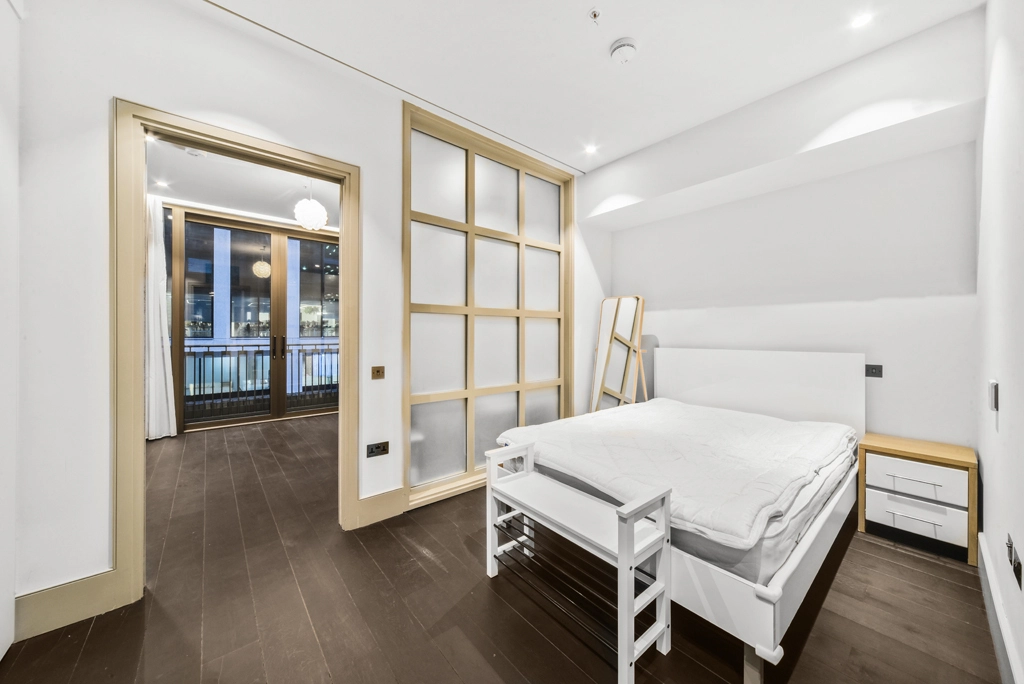 Studio apartments/flats for sale in Victoria Street, Westminster - SW1H view 4