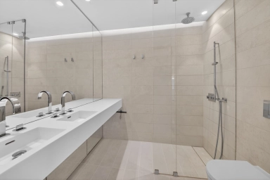 Rathbone Place, Marylebone - W1T view 6