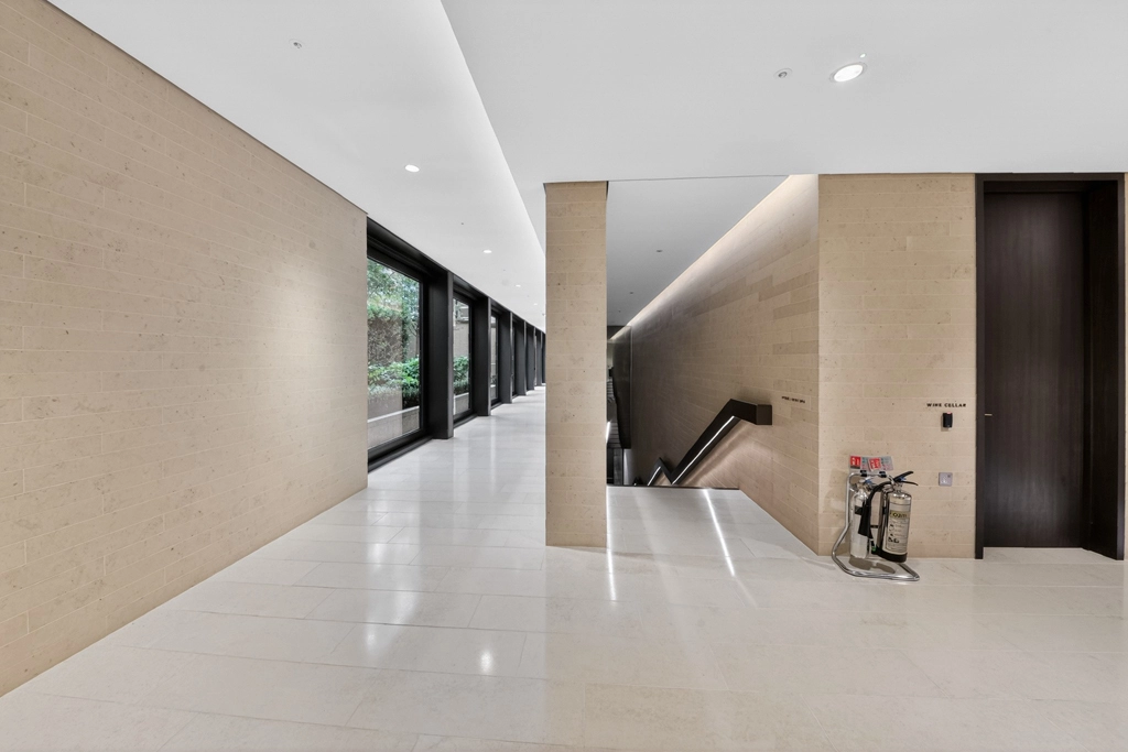 1 bedroom apartments/flats for sale in Rathbone Place, Marylebone - W1T view 21