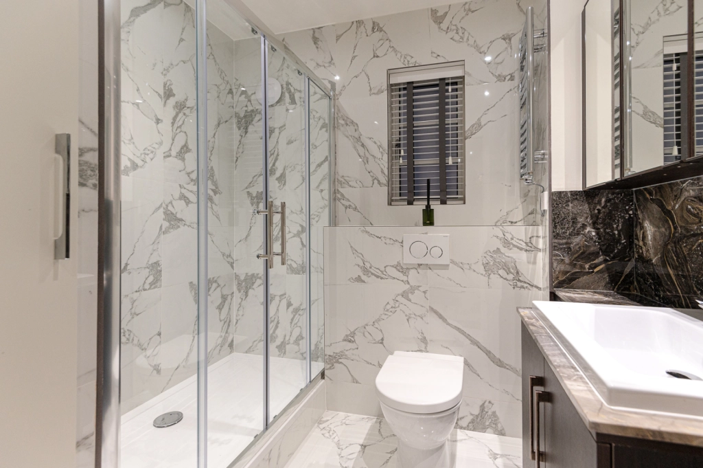 1 bedroom apartments/flats for sale in Vicarage Gate, Kensington - W8 view 6