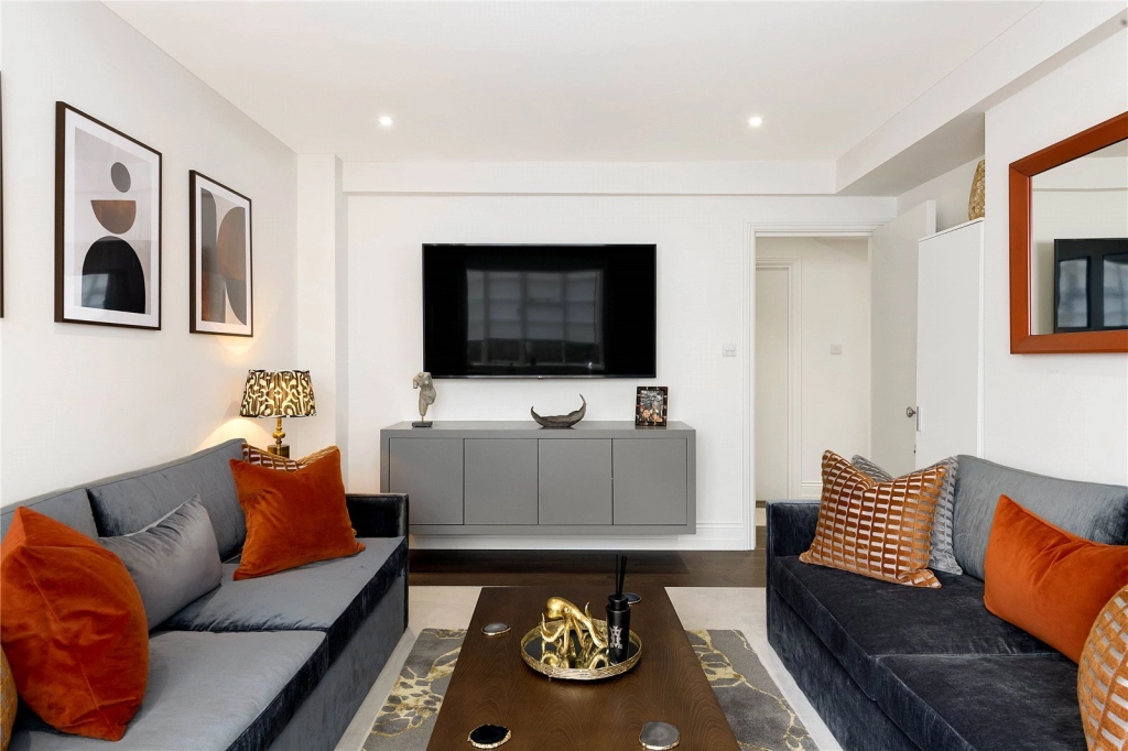 1 bedroom apartments/flats for sale in Vicarage Gate, Kensington - W8 view 15